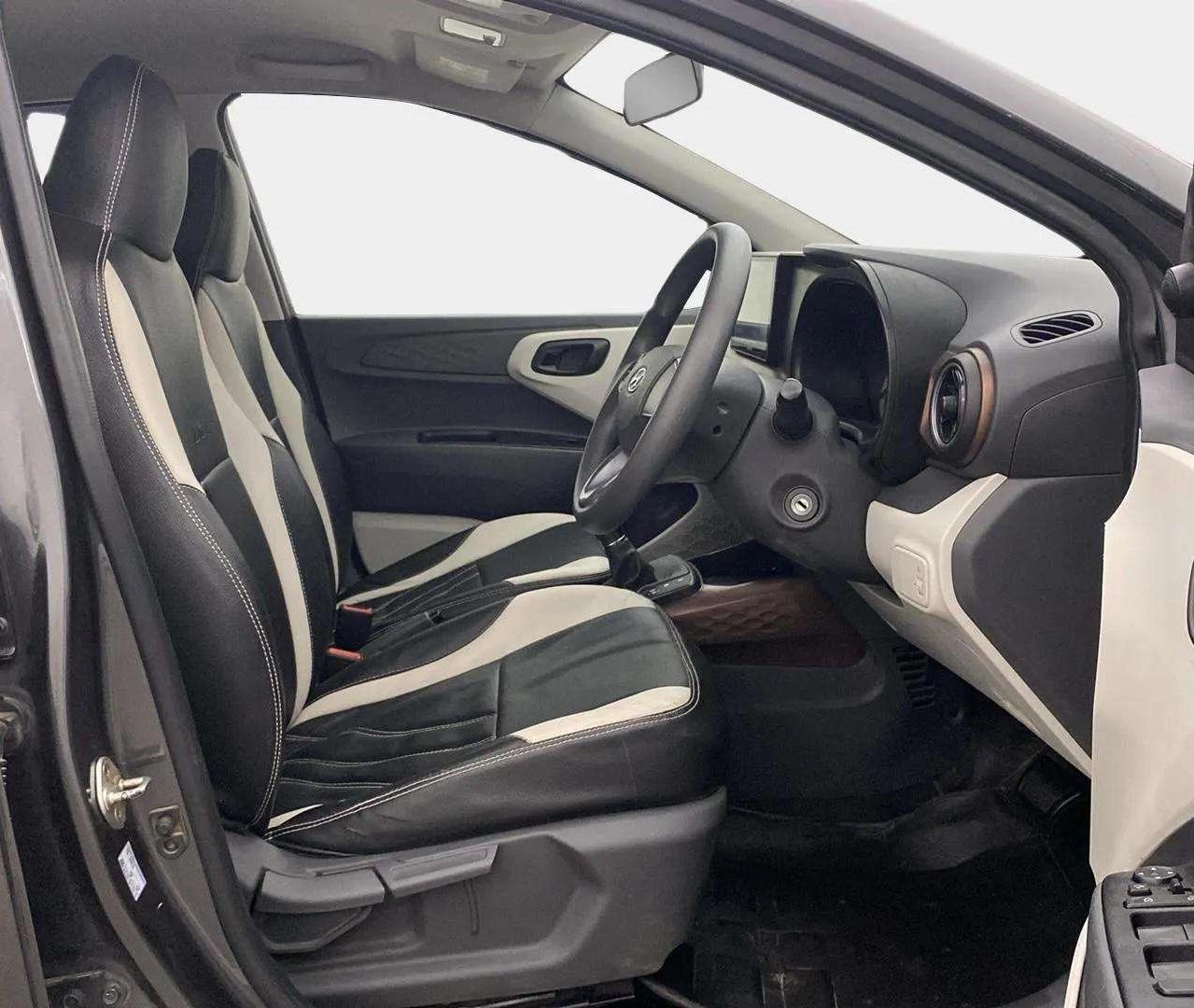 2020 Hyundai AURA S 1.2 AMT, Petrol, Automatic, 36,617 km, Right Side Front Door Cabin