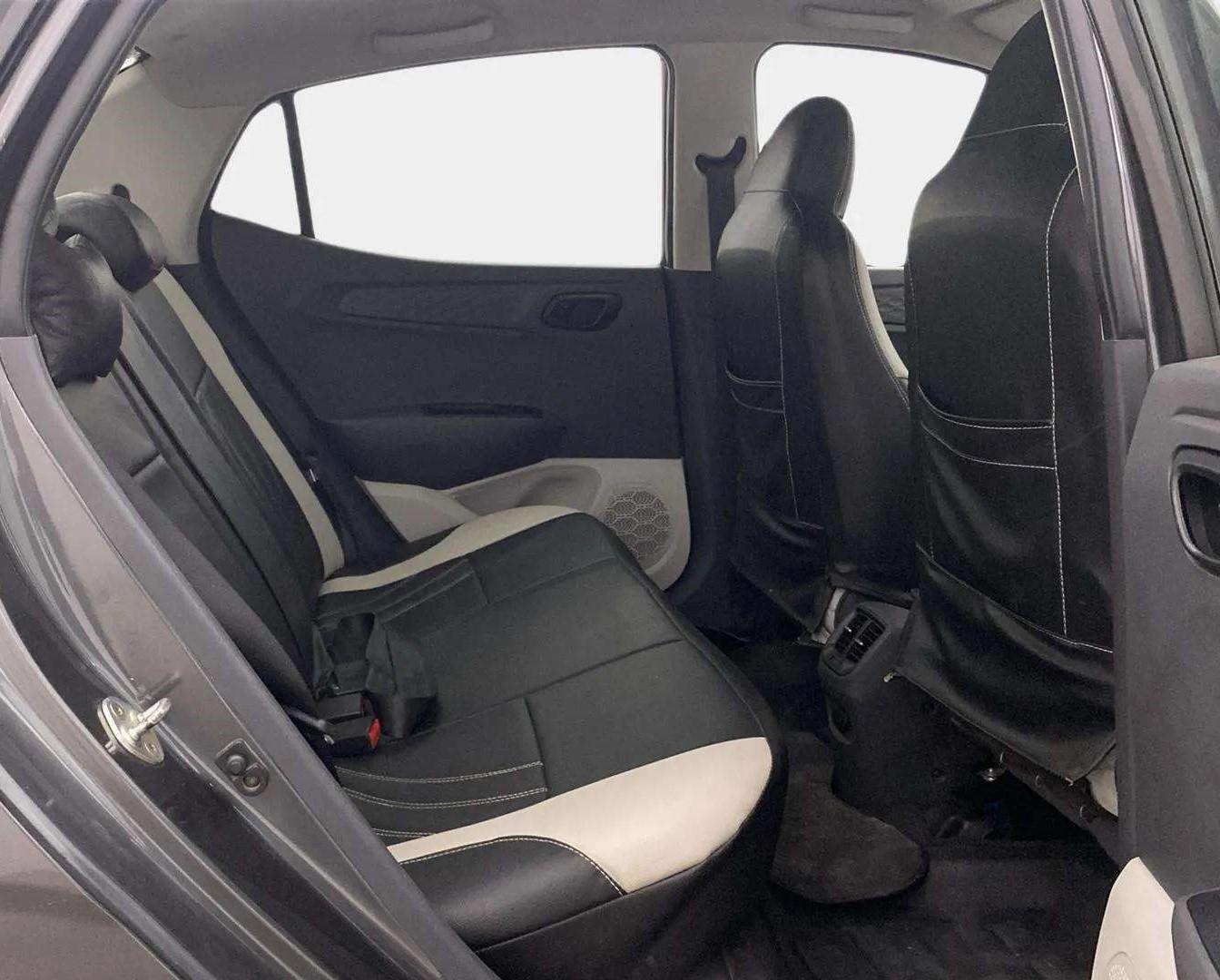2020 Hyundai AURA S 1.2 AMT, Petrol, Automatic, 36,617 km, Right Side Rear Door Cabin