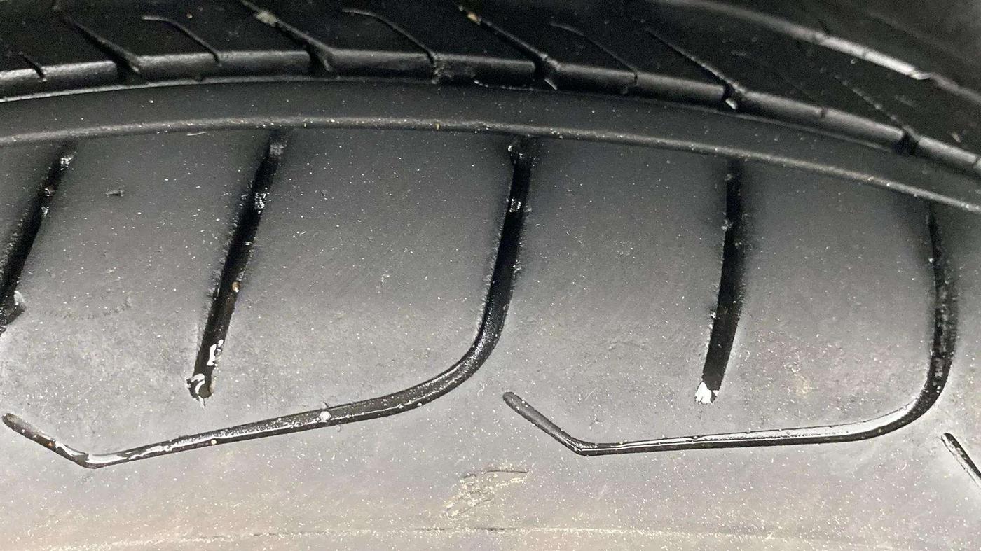 2017 Maruti Ertiga ZDI + SHVS, Diesel, Manual, 60,176 km, Right Rear Tyre Tread
