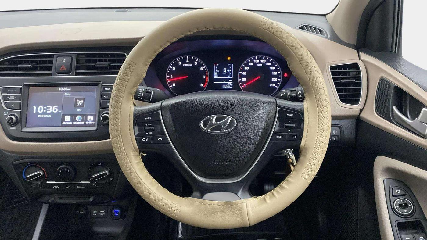 2020 Hyundai Elite i20 SPORTZ PLUS 1.2, Petrol, Manual, 36,893 km, Steering Wheel Close Up