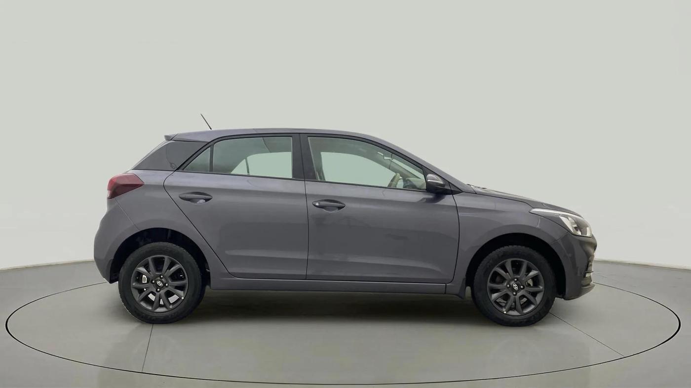 2020 Hyundai Elite i20 SPORTZ PLUS 1.2, Petrol, Manual, 36,893 km, Right Side View