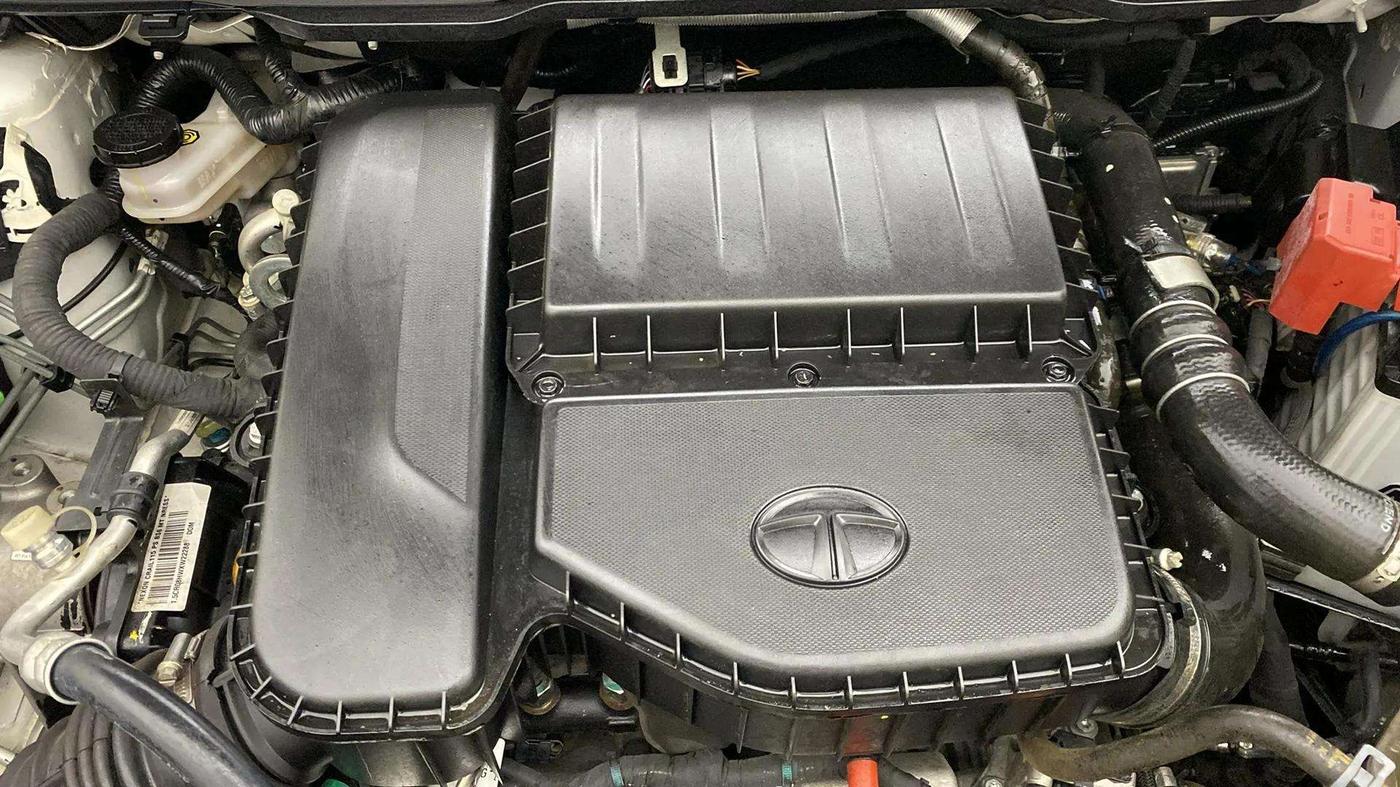 2023 Tata NEXON CREATIVE + SUNROOF 1.5 DIESEL, Diesel, Manual, 32,426 km, Engine View