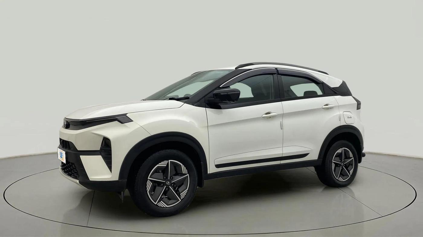 2023 Tata NEXON CREATIVE + SUNROOF 1.5 DIESEL, Diesel, Manual, 32,426 km, Left Front Diagonal