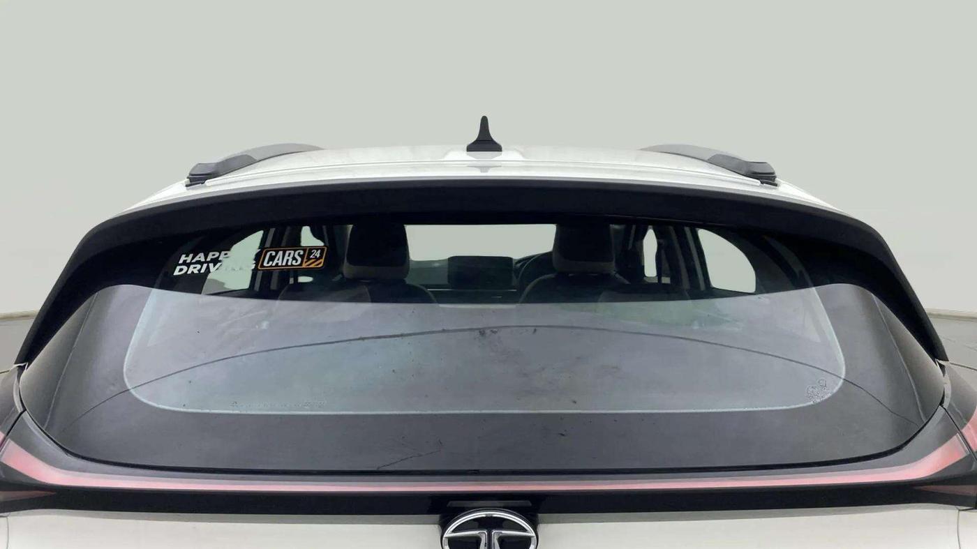 2023 Tata NEXON CREATIVE + SUNROOF 1.5 DIESEL, Diesel, Manual, 32,426 km, Rear Windshield