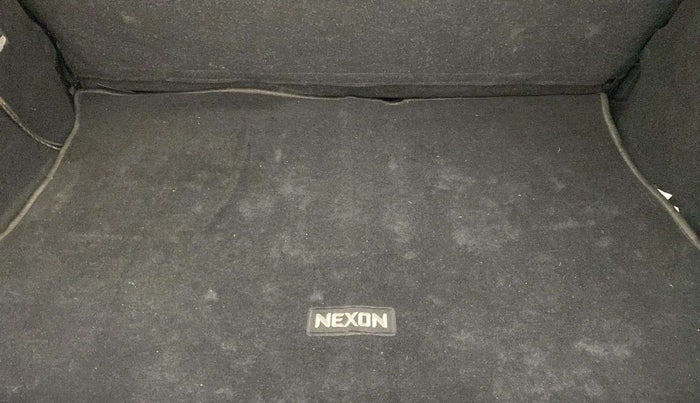 2023 Tata NEXON CREATIVE + SUNROOF 1.5 DIESEL, Diesel, Manual, 31,959 km, Boot Open Zoomed View