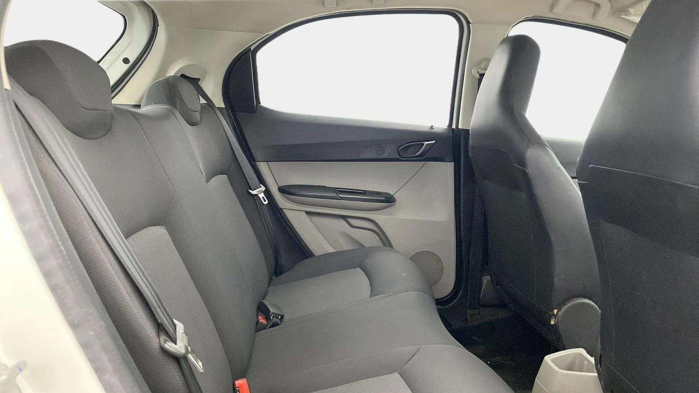 2019 Tata Tiago XT PETROL, Petrol, Manual, 54,828 km, Right Side Rear Door Cabin