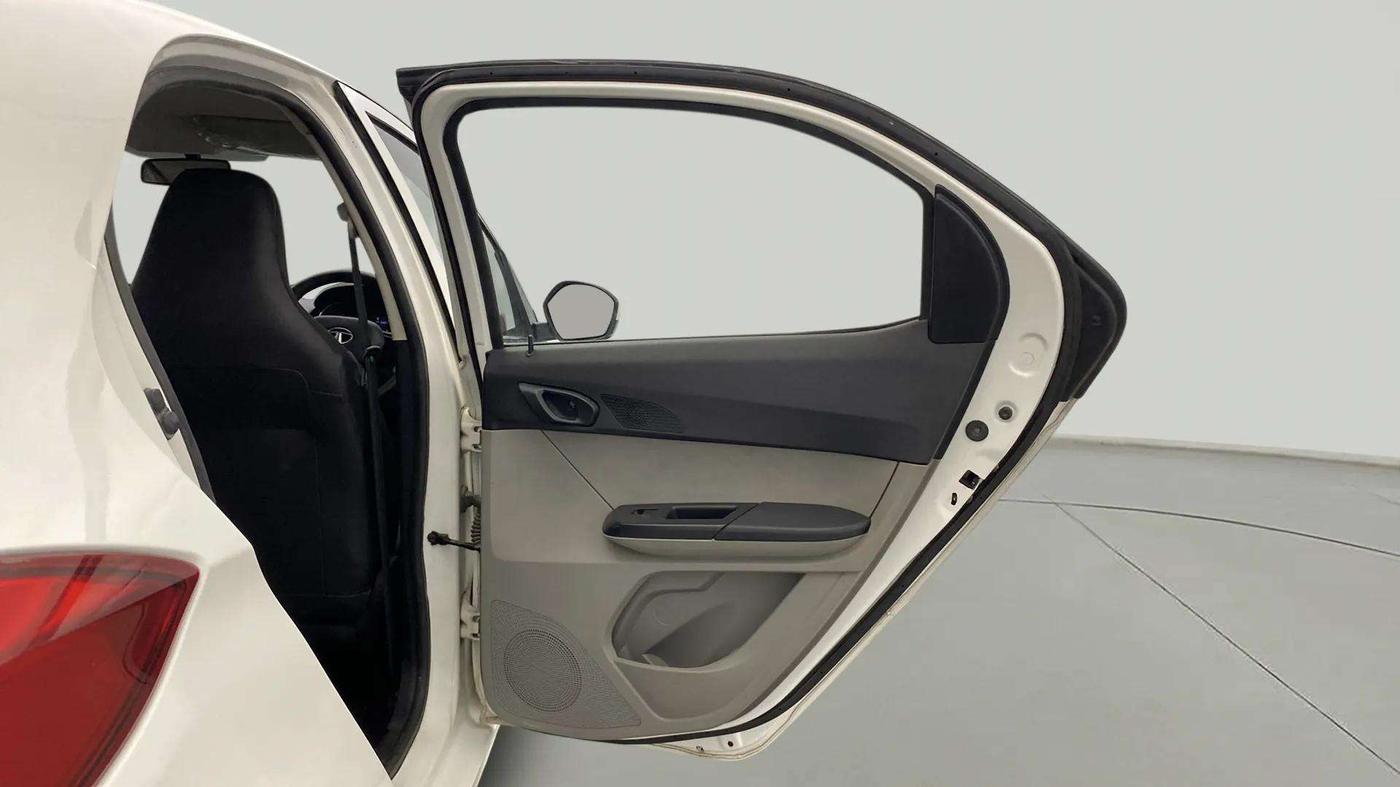 2019 Tata Tiago XT PETROL, Petrol, Manual, 54,828 km, RHS Rear Door