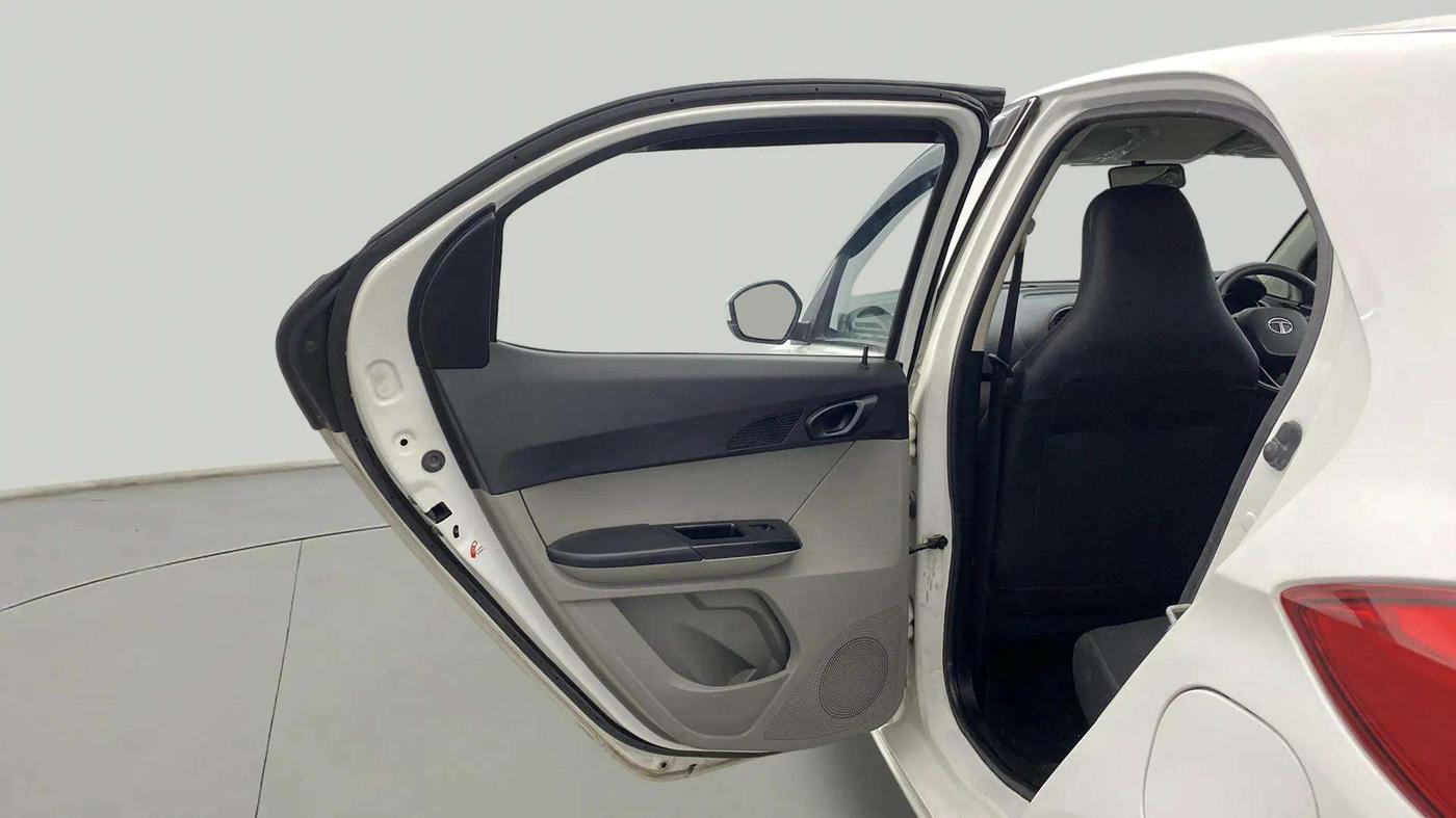 2019 Tata Tiago XT PETROL, Petrol, Manual, 54,828 km, LHS Rear Door