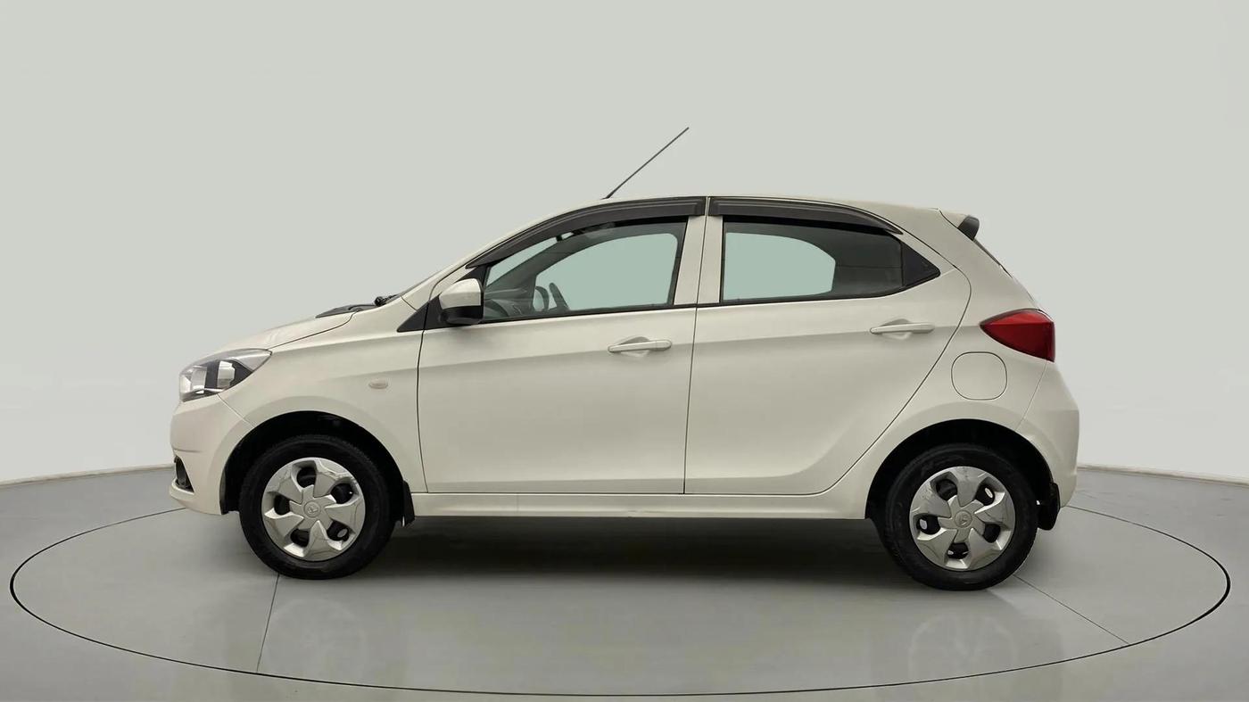 2019 Tata Tiago XT PETROL, Petrol, Manual, 54,828 km, Left Side