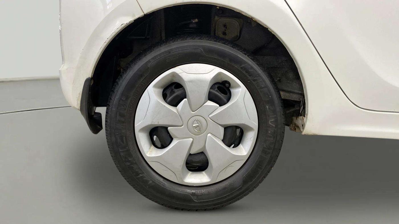 2019 Tata Tiago XT PETROL, Petrol, Manual, 54,828 km, Right Rear Wheel