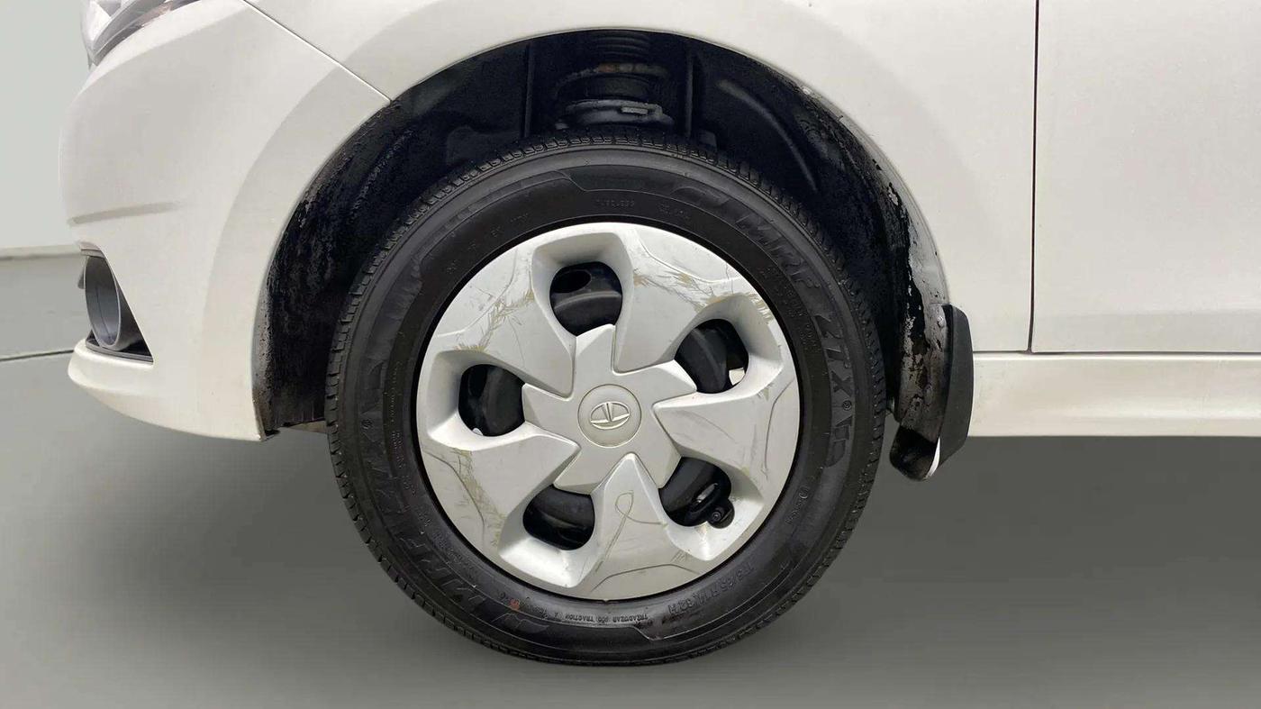 2019 Tata Tiago XT PETROL, Petrol, Manual, 54,828 km, Left Front Wheel
