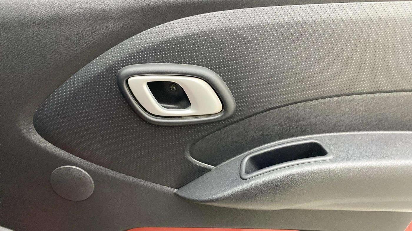 2019 Datsun Redi Go S 1.0 AMT, Petrol, Automatic, 42,672 km, Driver Side Door Panels Control