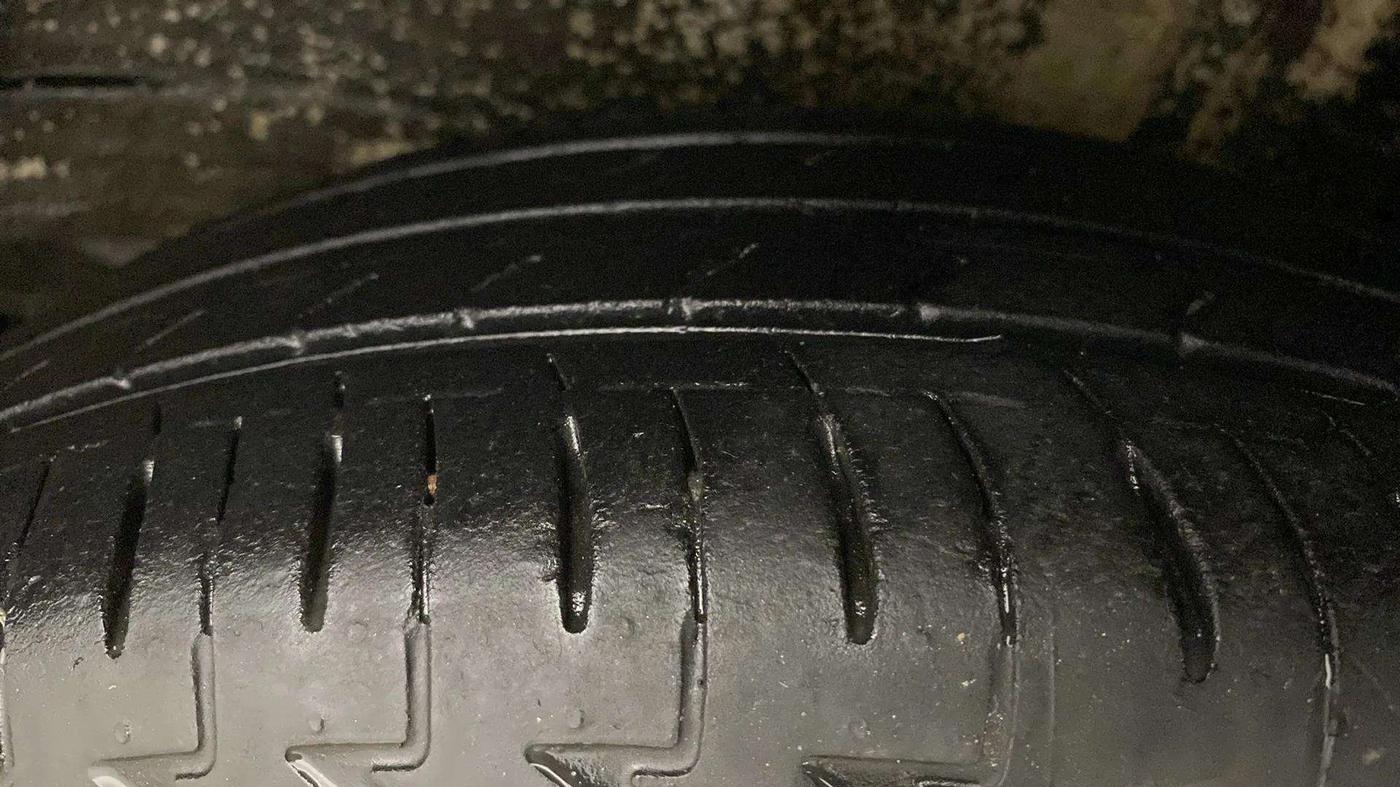 2022 Maruti IGNIS ZETA 1.2 AMT, Petrol, Automatic, 26,745 km, Left Rear Tyre Tread