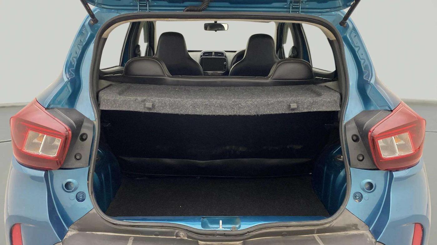 2022 Renault Kwid RXT 1.0 AMT, Petrol, Automatic, 30,478 km, Boot Inside