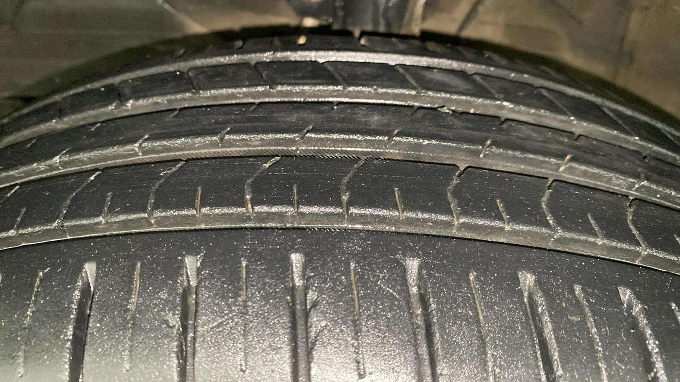 2023 Maruti Baleno ALPHA PETROL 1.2, Petrol, Manual, 22,269 km, Left Front Tyre Tread