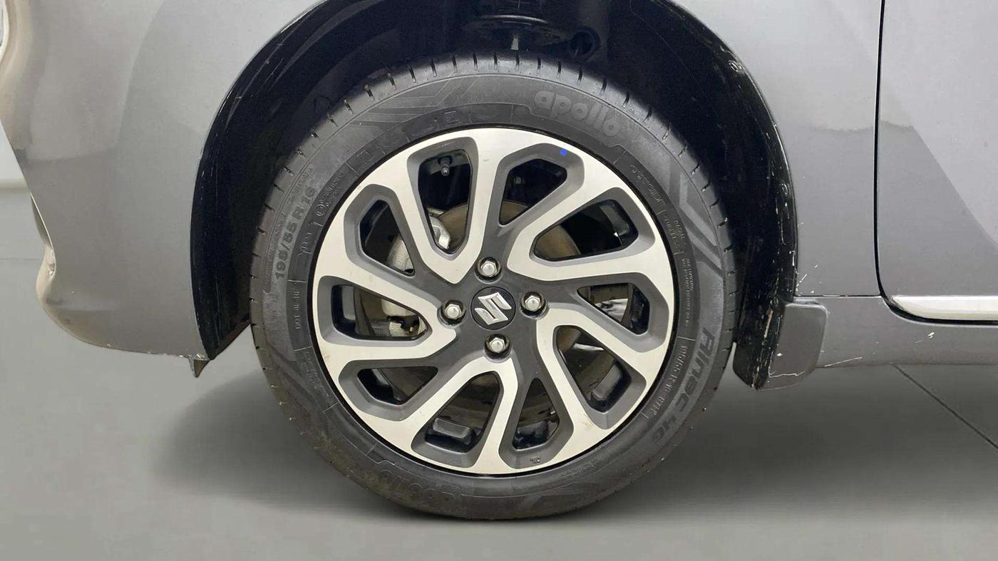 2023 Maruti Baleno ALPHA PETROL 1.2, Petrol, Manual, 22,269 km, Left Front Wheel