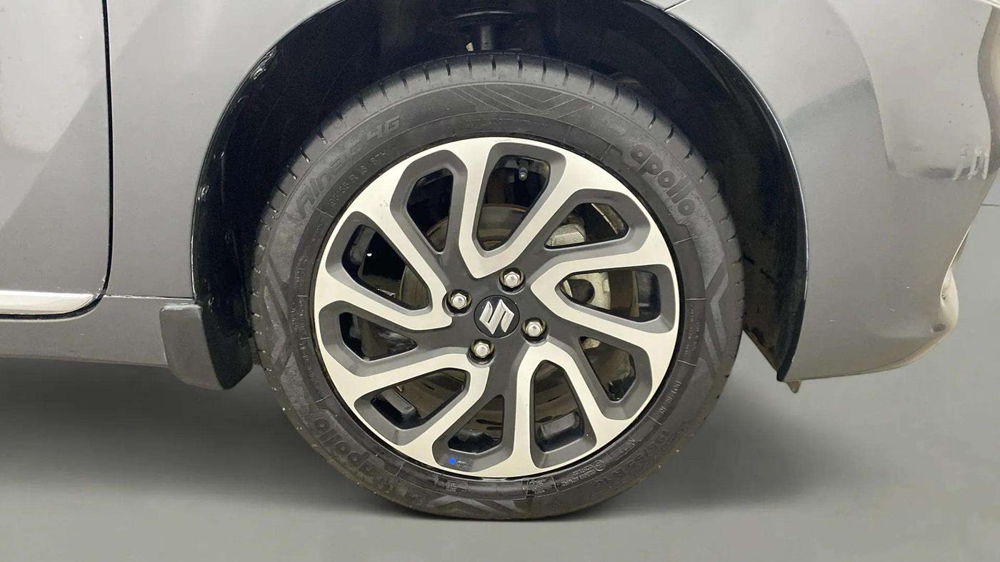 2023 Maruti Baleno ALPHA PETROL 1.2, Petrol, Manual, 22,269 km, Right Front Wheel