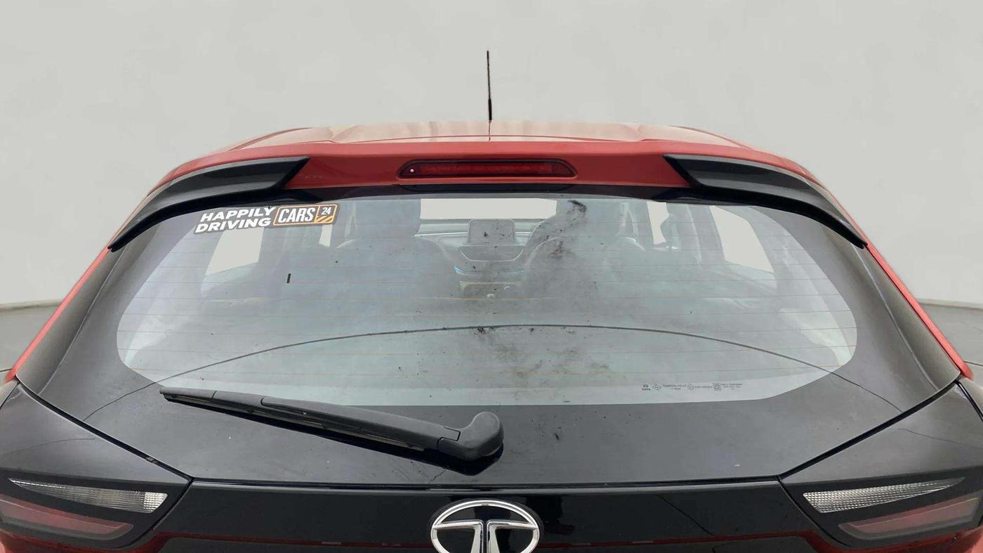 2023 Tata ALTROZ XZ PETROL, Petrol, Manual, 26,669 km, Rear Windshield