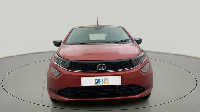 2023 Tata ALTROZ XZ PETROL, Petrol, Manual, 26,669 km, Front