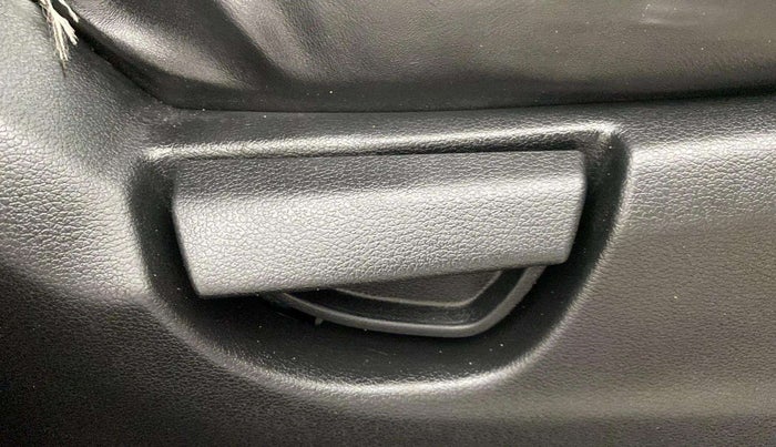 2021 Hyundai NEW SANTRO SPORTZ AMT, Petrol, Automatic, 54,567 km, Driver Side Adjustment Panel
