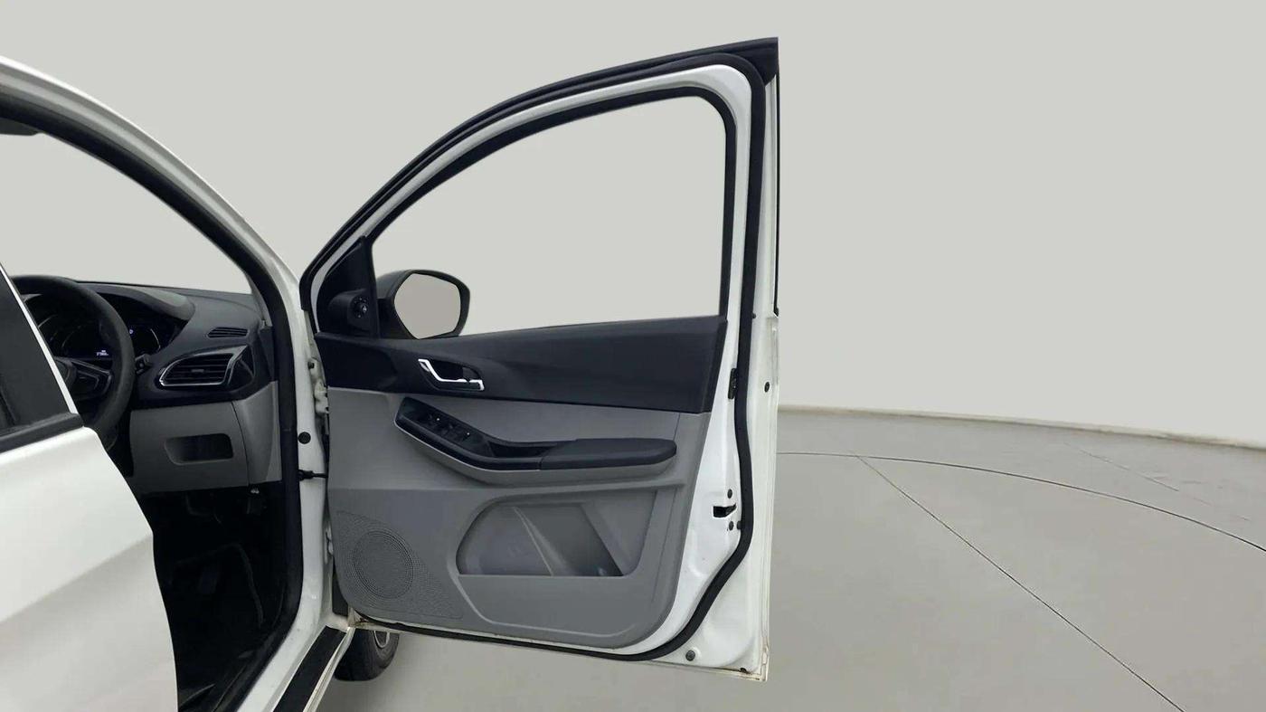 2020 Tata Tiago XZA PLUS PETROL, Petrol, Automatic, 37,398 km, RHS Front Door