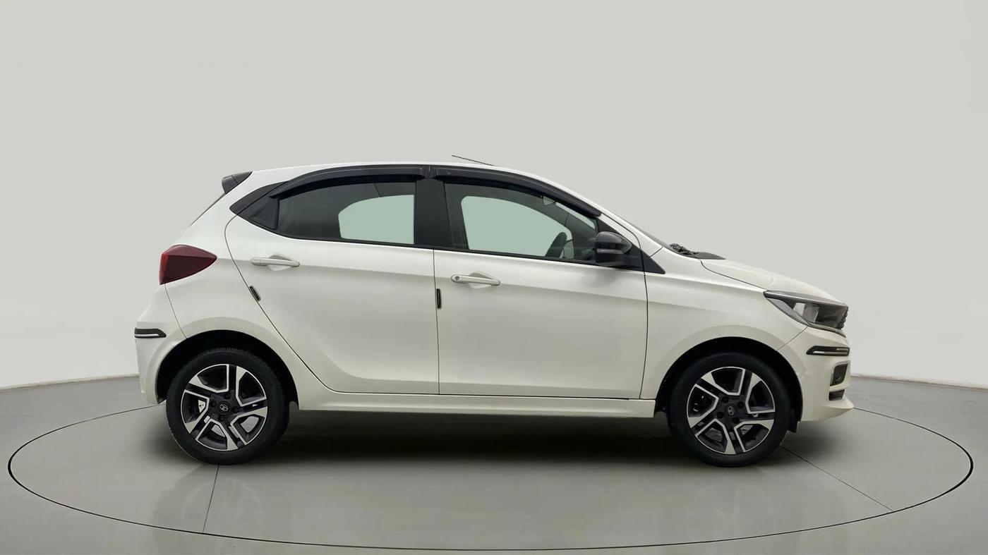 2020 Tata Tiago XZA PLUS PETROL, Petrol, Automatic, 37,398 km, Right Side View
