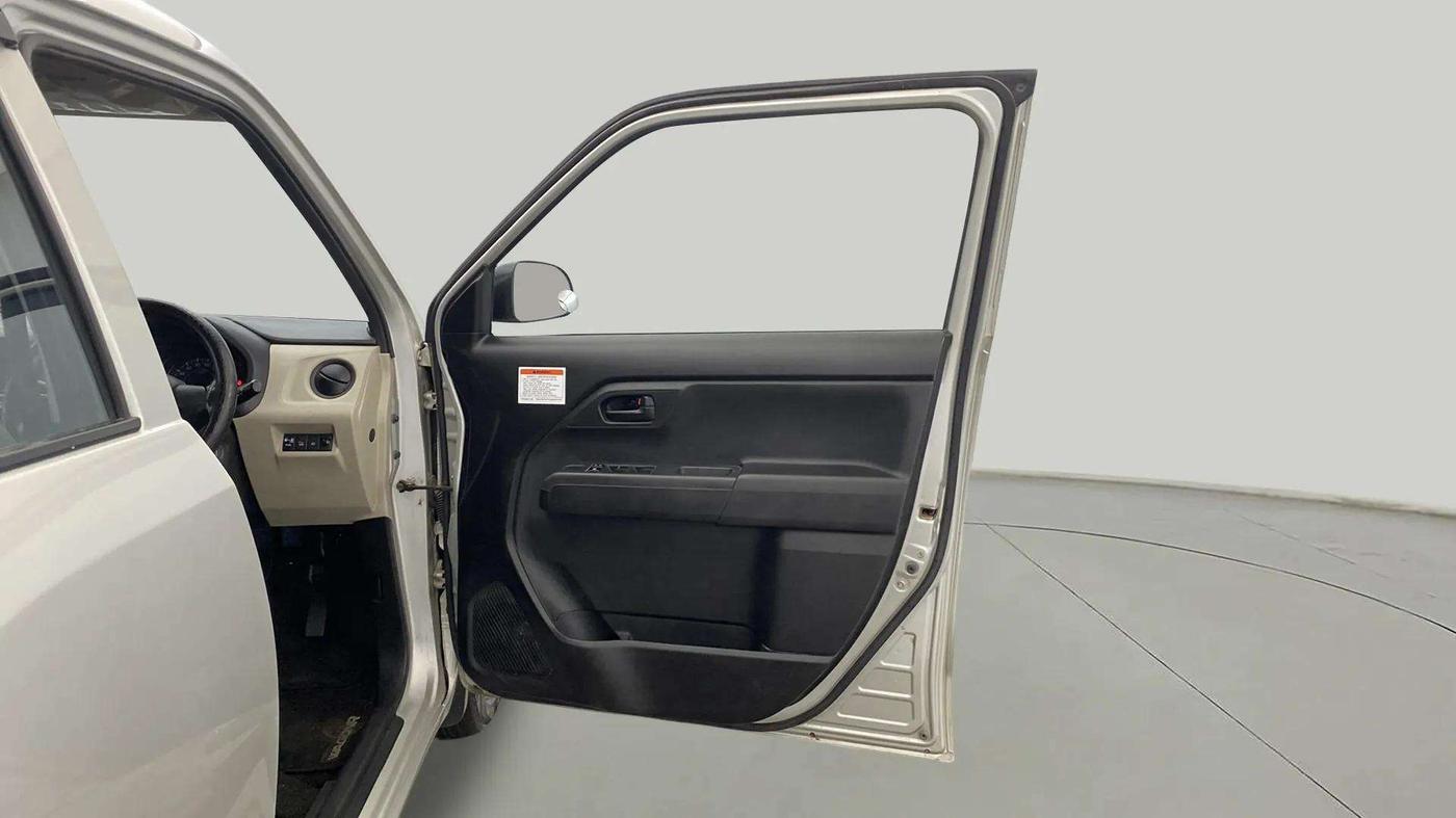2023 Maruti New Wagon-R LXI CNG 1.0, CNG, Manual, 78,667 km, RHS Front Door