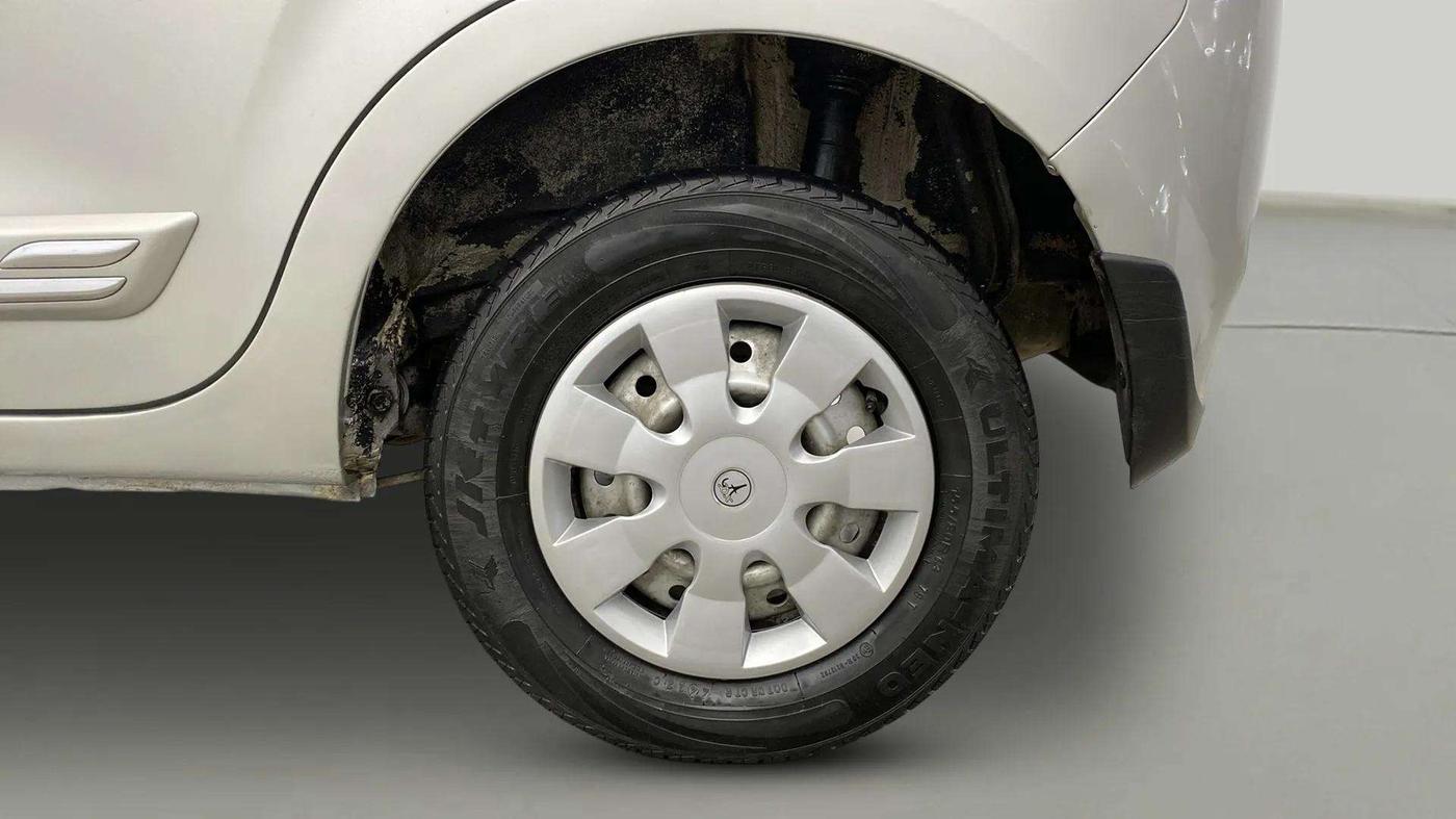 2023 Maruti New Wagon-R LXI CNG 1.0, CNG, Manual, 78,667 km, Left Rear Wheel