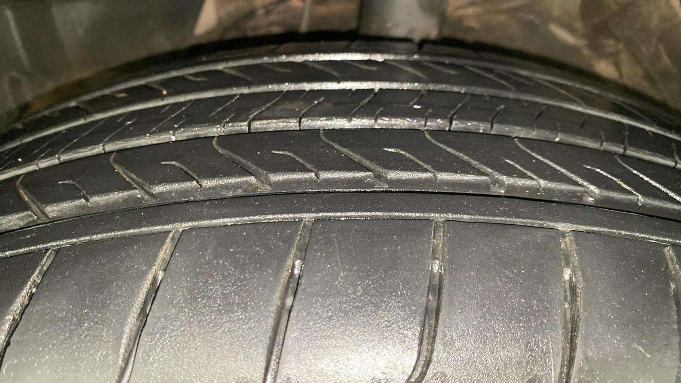 2020 MG HECTOR SHARP 1.5 DCT PETROL, Petrol, Automatic, 57,292 km, Left Front Tyre Tread