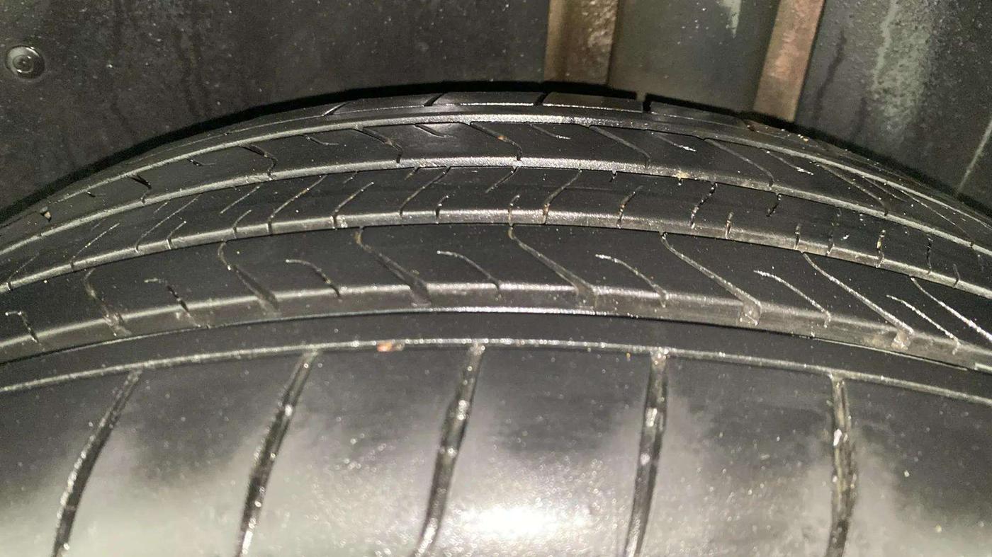 2020 MG HECTOR SHARP 1.5 DCT PETROL, Petrol, Automatic, 57,292 km, Left Rear Tyre Tread