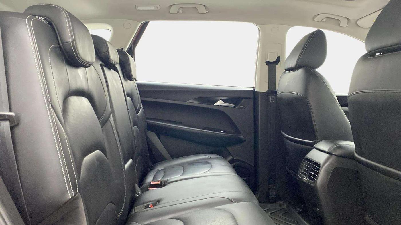 2020 MG HECTOR SHARP 1.5 DCT PETROL, Petrol, Automatic, 57,292 km, Right Side Rear Door Cabin