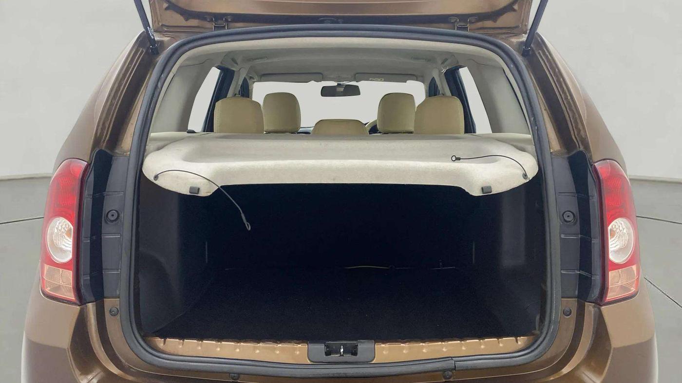 2015 Renault Duster 85 PS RXL DIESEL, Diesel, Manual, 58,591 km, Boot Inside