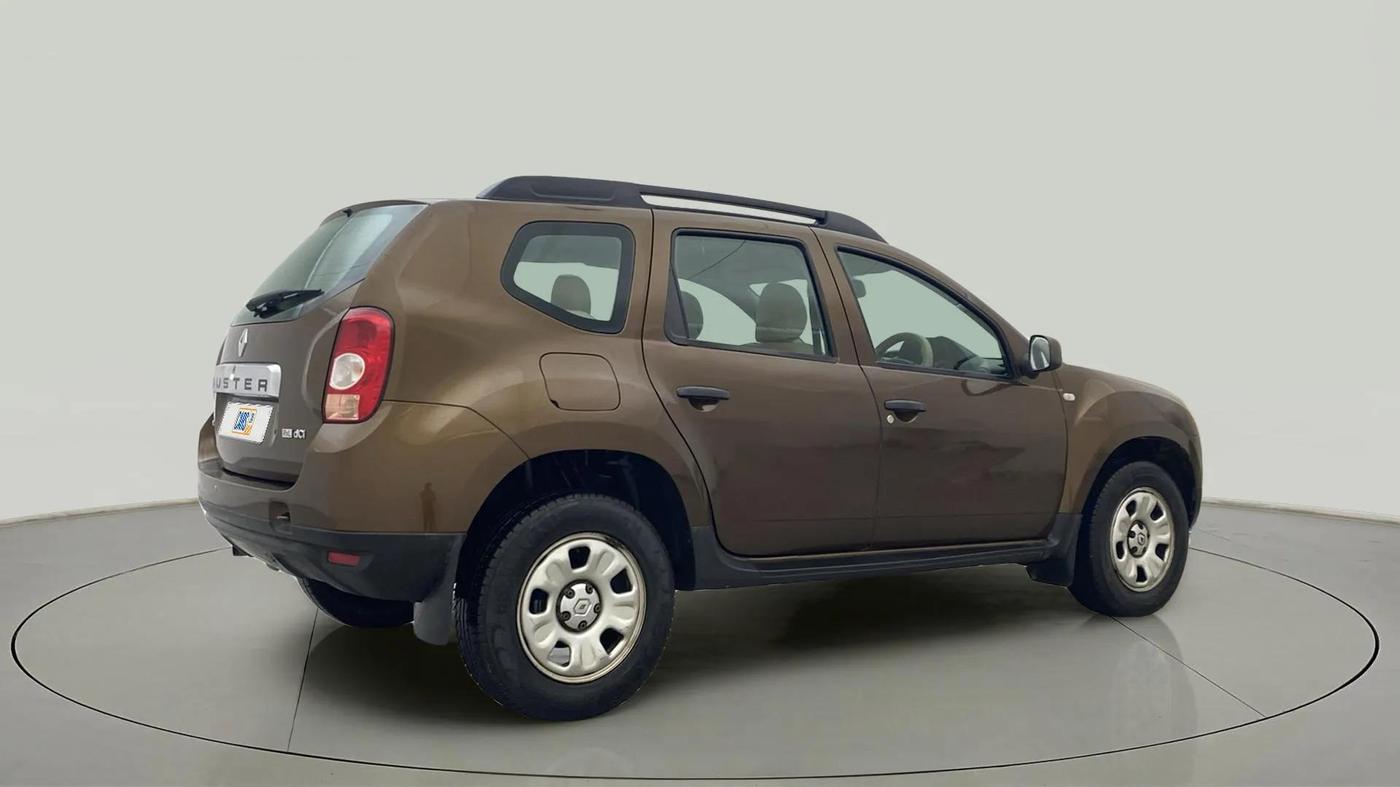 2015 Renault Duster 85 PS RXL DIESEL, Diesel, Manual, 58,591 km, Right Back Diagonal