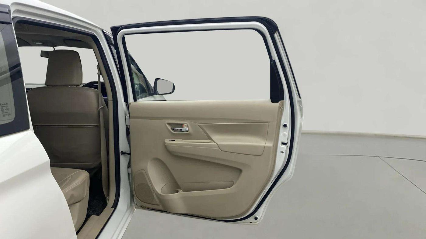 2020 Maruti Ertiga VXI SHVS, Petrol, Manual, 28,760 km, RHS Rear Door