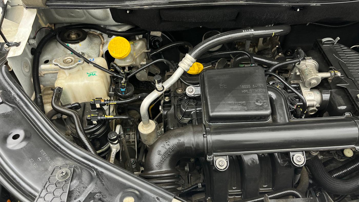2022 Nissan MAGNITE XV MT, Petrol, Manual, 13,698 km, Engine View - Right