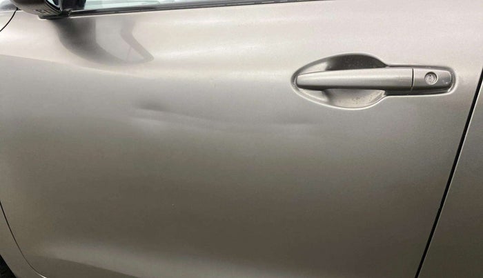 2020 Maruti Swift LXI, Petrol, Manual, 66,769 km, Front passenger door - Slightly dented