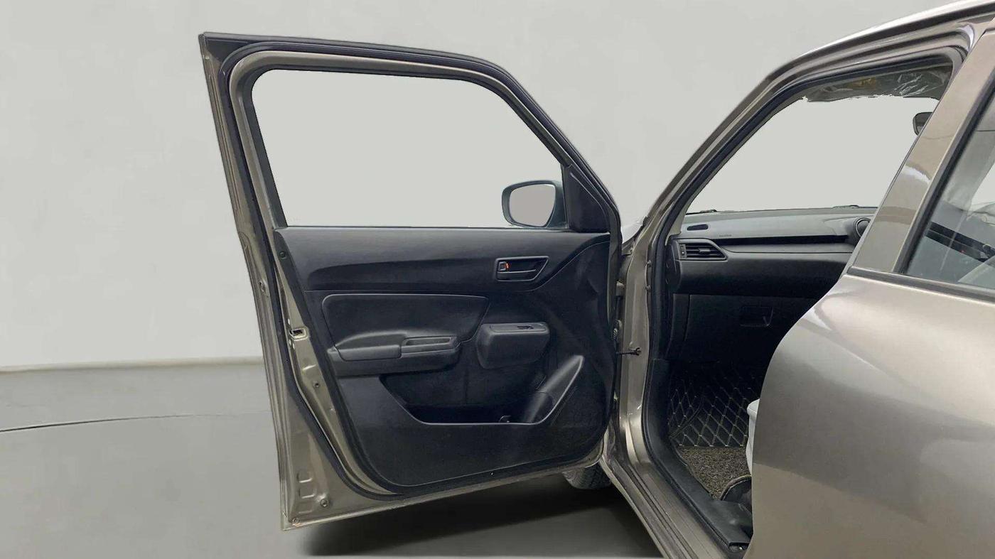 2020 Maruti Swift LXI, Petrol, Manual, 66,782 km, LHS Front Door