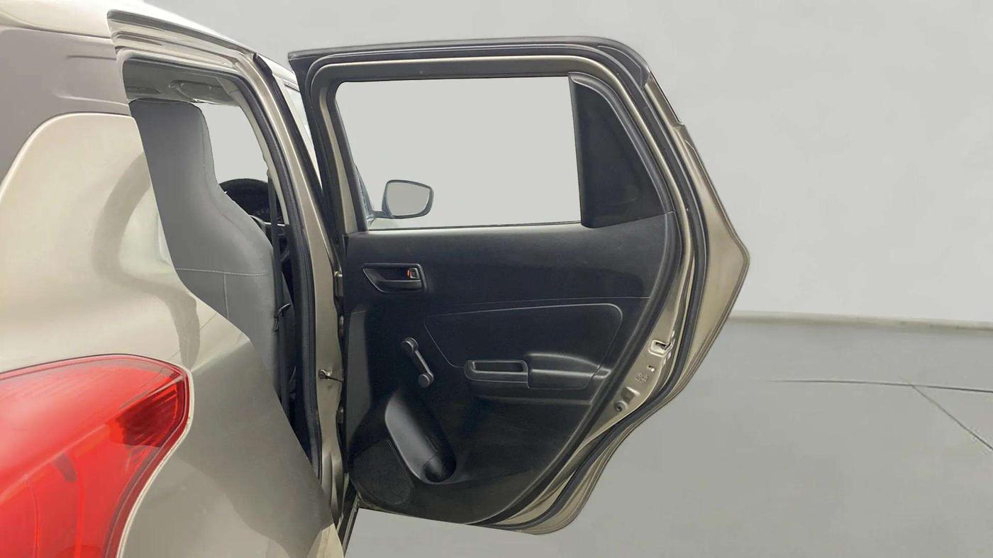 2020 Maruti Swift LXI, Petrol, Manual, 66,782 km, RHS Rear Door