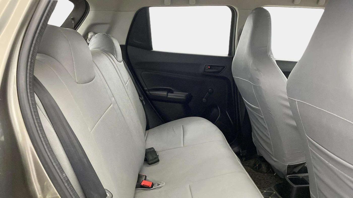 2020 Maruti Swift LXI, Petrol, Manual, 66,782 km, Right Side Rear Door Cabin