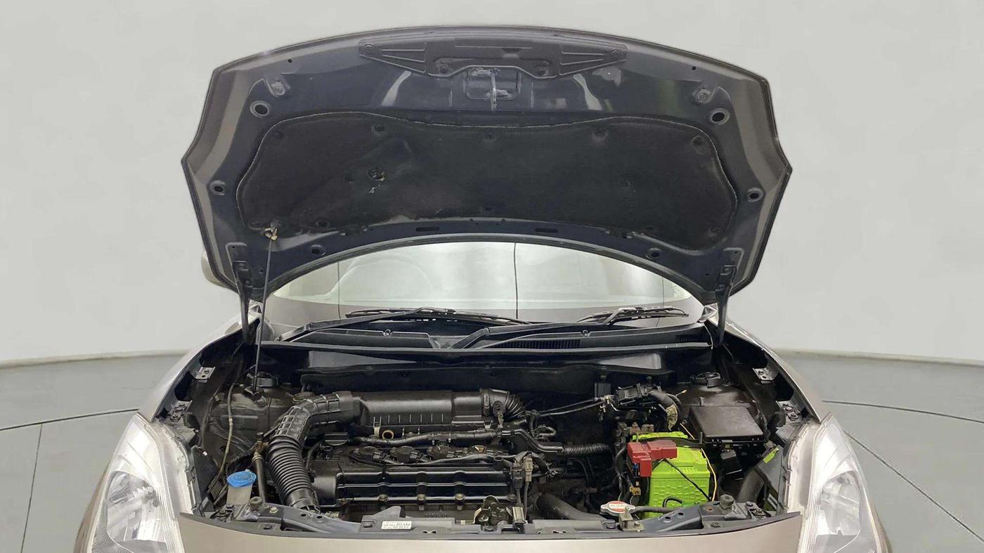 2020 Maruti Swift LXI, Petrol, Manual, 66,782 km, Open Bonet