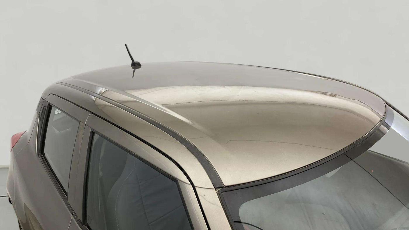 2020 Maruti Swift LXI, Petrol, Manual, 66,782 km, Roof