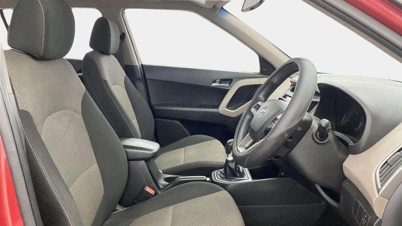2016 Hyundai Creta SX PLUS 1.6 PETROL, Petrol, Manual, 49,301 km, Right Side Front Door Cabin