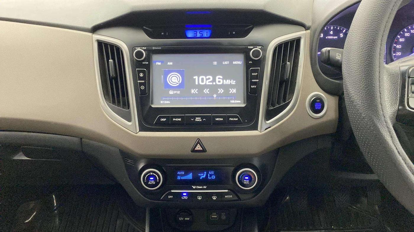 2016 Hyundai Creta SX PLUS 1.6 PETROL, Petrol, Manual, 49,301 km, Air Conditioner