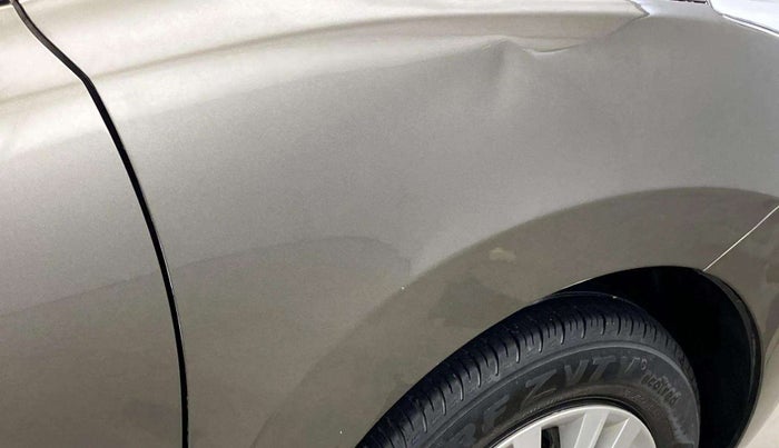 2020 Maruti Baleno DELTA PETROL 1.2, Petrol, Manual, 38,656 km, Right fender - Slightly dented