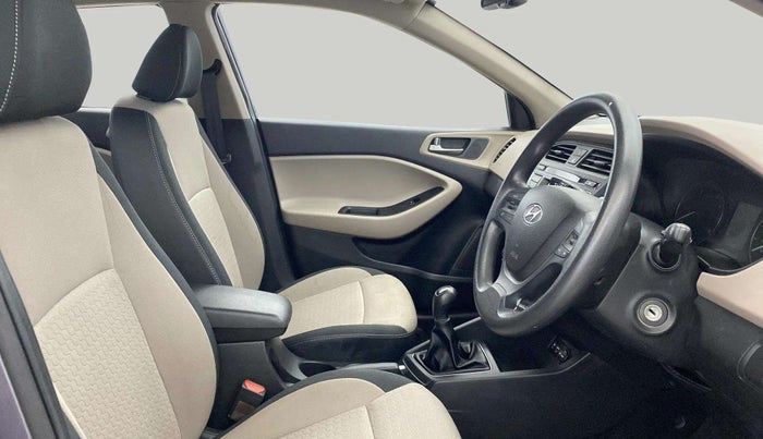 2016 Hyundai Elite i20 SPORTZ 1.2, Petrol, Manual, 60,979 km, Right Side Front Door Cabin