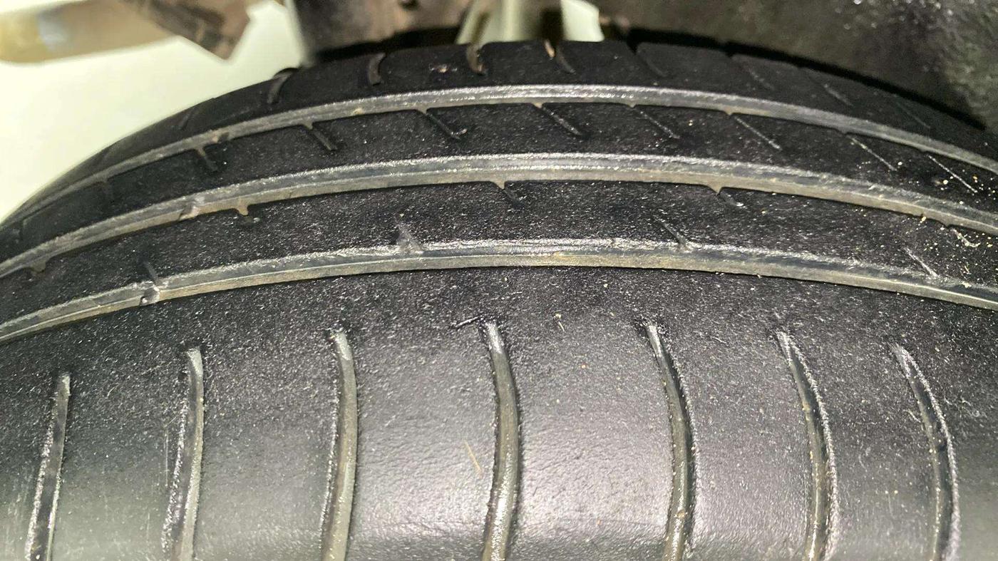 2015 Maruti Wagon R 1.0 VXI, Petrol, Manual, 87,417 km, Right Rear Tyre Tread