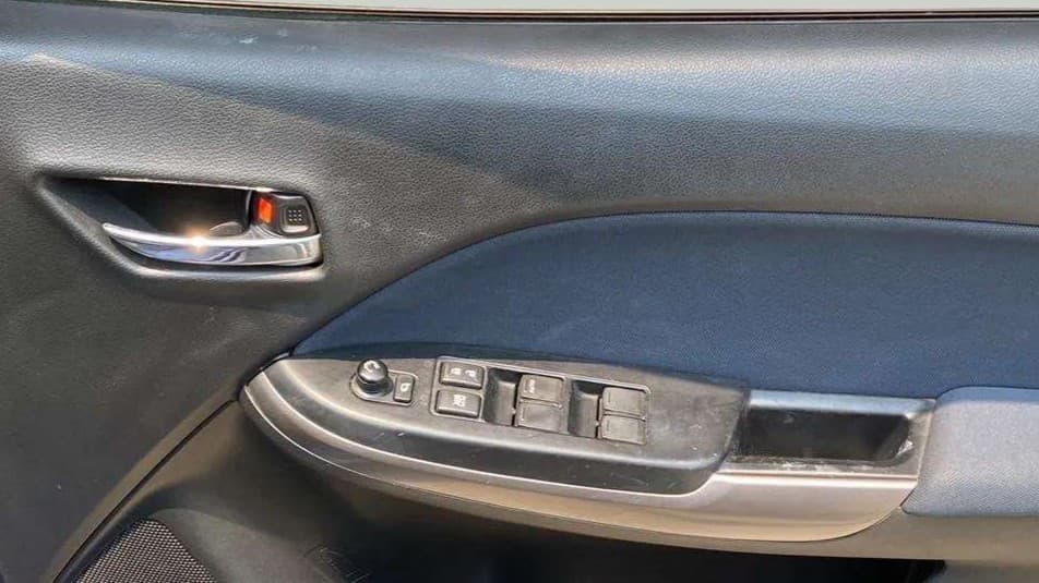 2021 Toyota Glanza G, Petrol, Manual, 19,800 km, Driver Side Door Panels Control