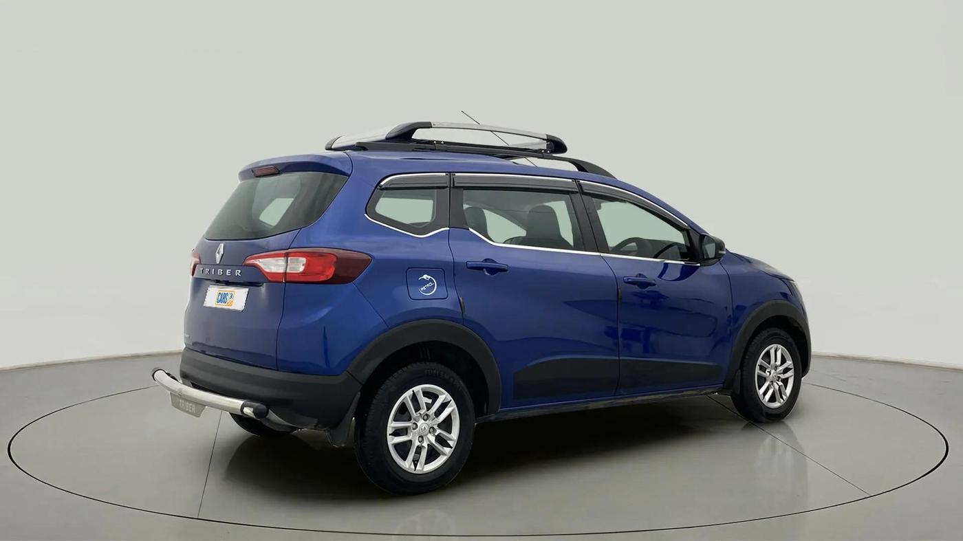 2022 Renault TRIBER RXT, Petrol, Manual, 9,563 km, Right Back Diagonal