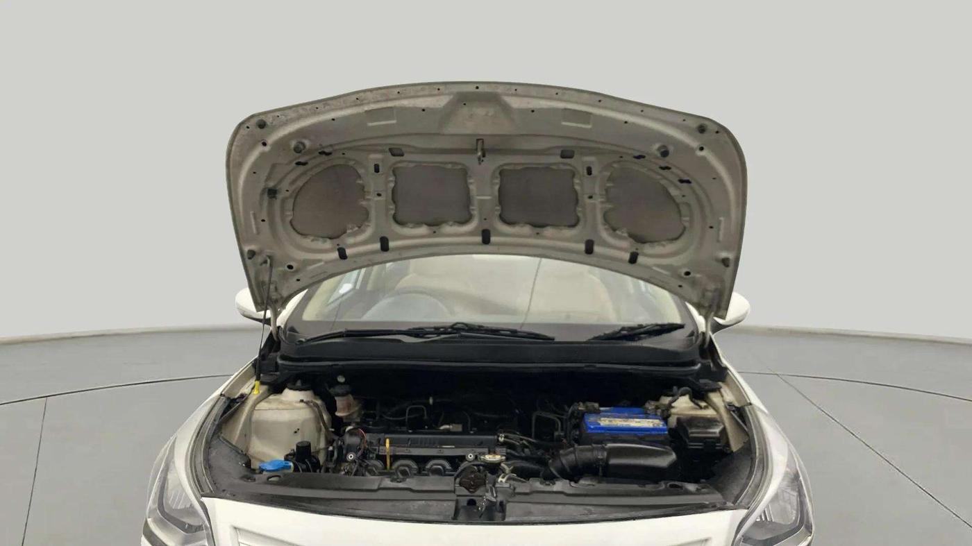 2016 Hyundai Verna 1.4 VTVT, Petrol, Manual, 56,484 km, Open Bonet