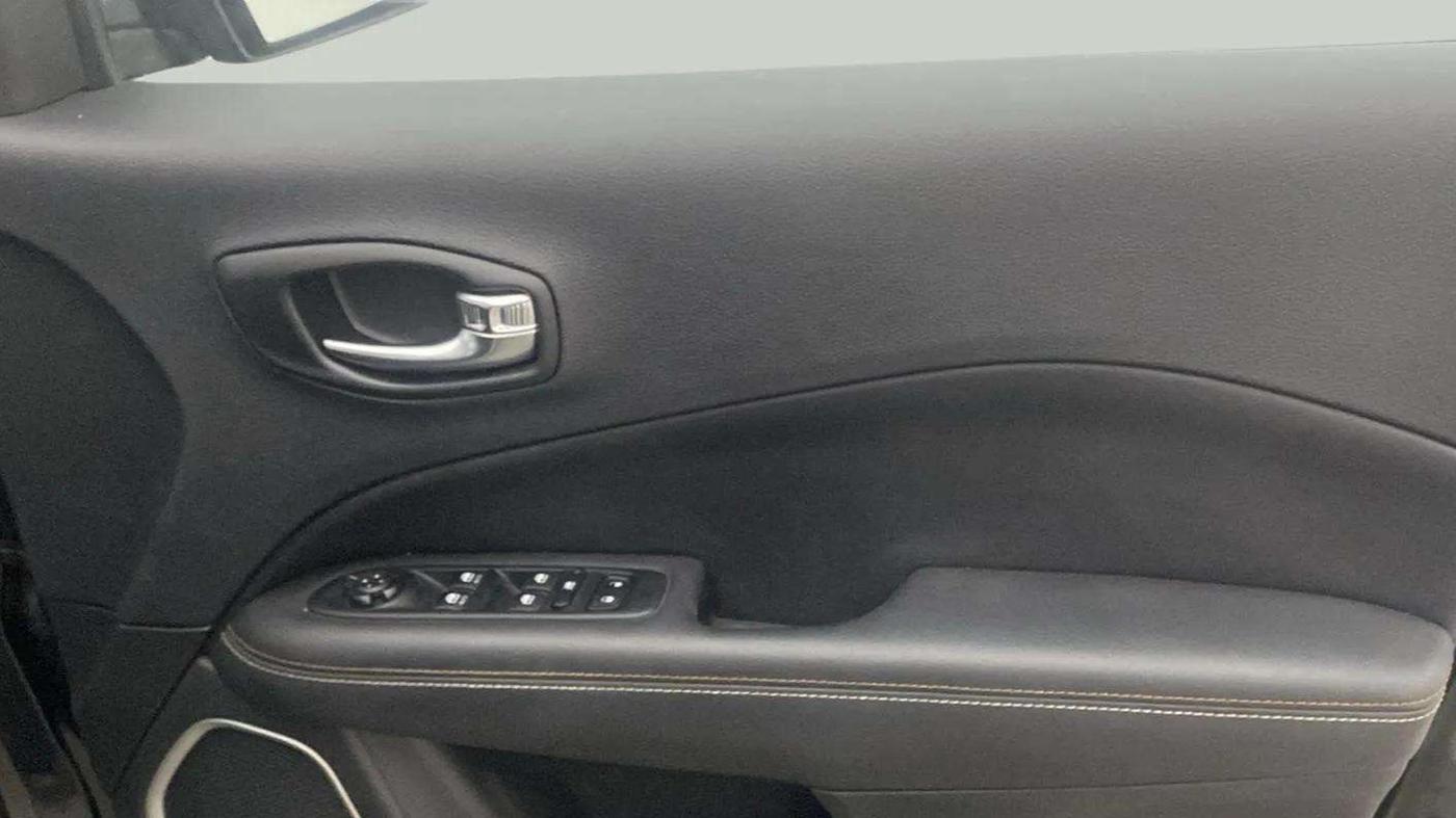 2018 Jeep Compass SPORT 1.4 PETROL, Petrol, Manual, 37,894 km, Driver Side Door Panels Control